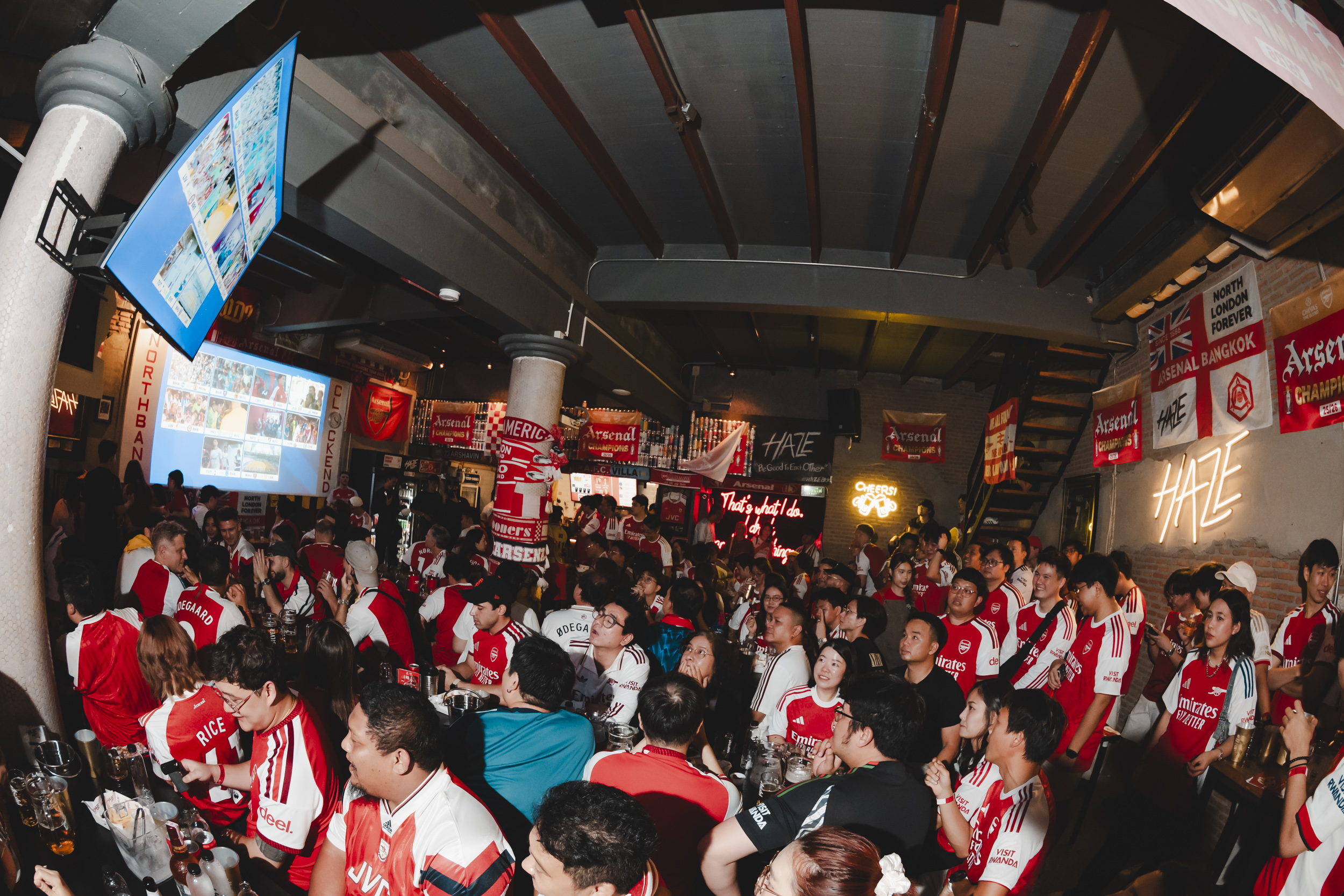 Arsenal Bangkok supporters at Haze BKK